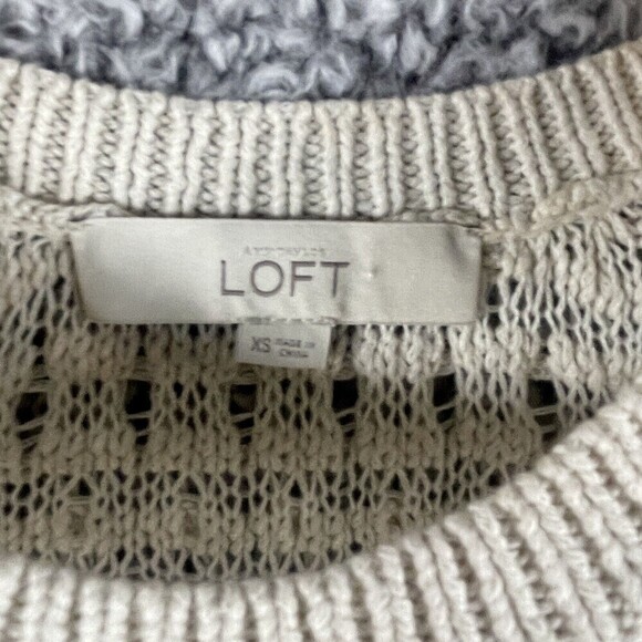 Ann Taylor Loft Loose Knit Sweater Long Sleeve Crew Neck Cream Women's Size XS - Picture 2 of 6